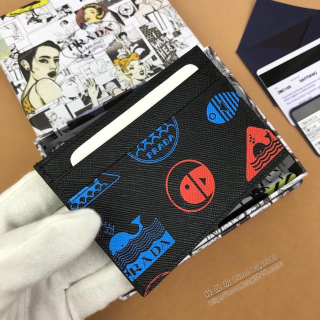 prada卡包 普拉達2020最新款限量版卡片夾 2MC149 Prada鯨魚圖案黑色卡包  pyd2405